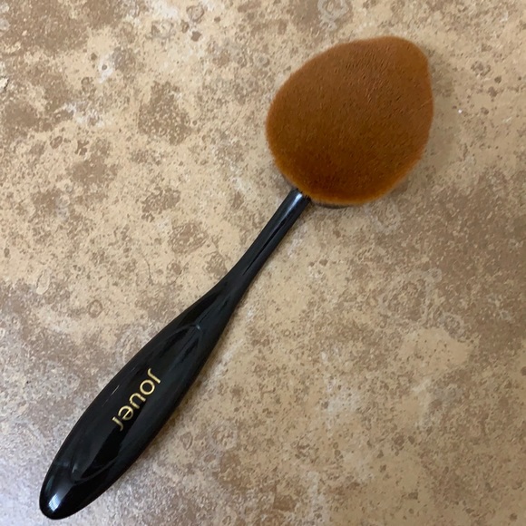 Jouer Foundation Brush - Picture 2 of 3